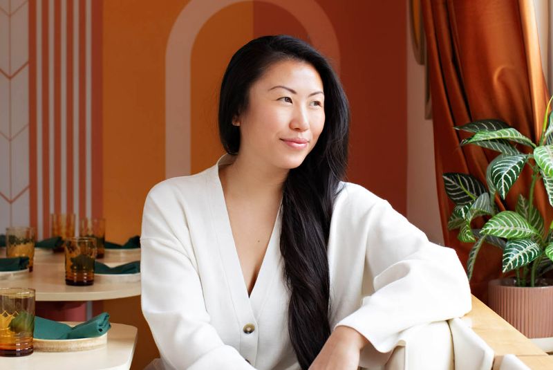 NA50BB24-OTW-article-evelyn